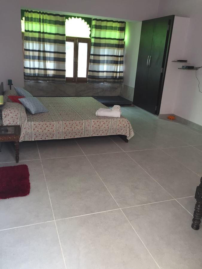 ウダイプル Mahavir Niwas Bed & Breakfast エクステリア 写真